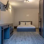 Medusa Kallithea By Lumen 3*