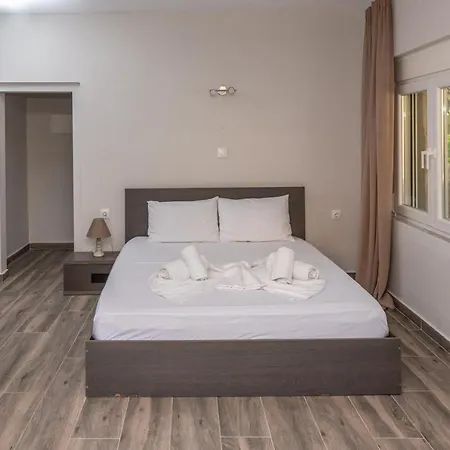 Medusa Kallithea By Lumen 3*
